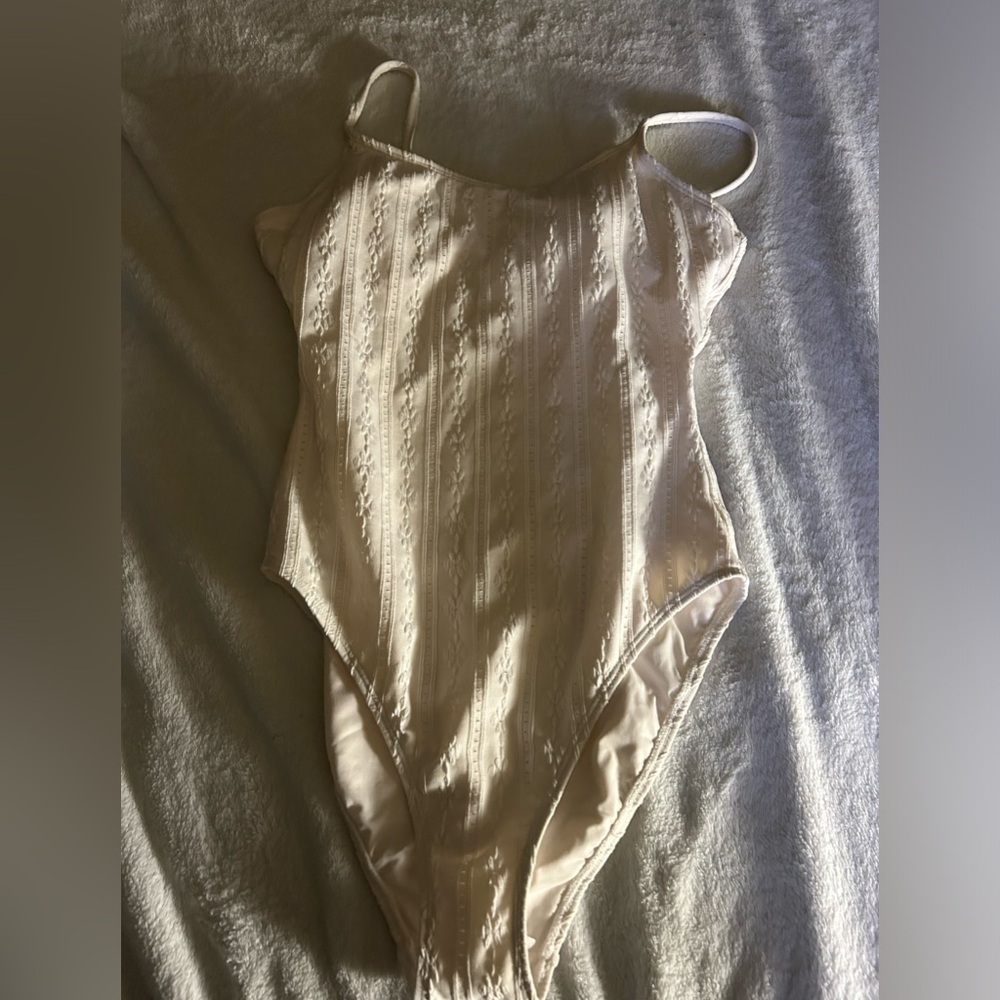 Andie Amalfi bathing suit medium